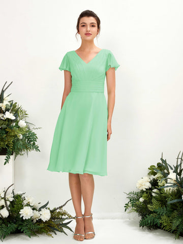 Carlyna Betty A-Line Mint Green Bridesmaid Dress Knee-Length Short Sleeve V-Neck Dress #color_mint-green