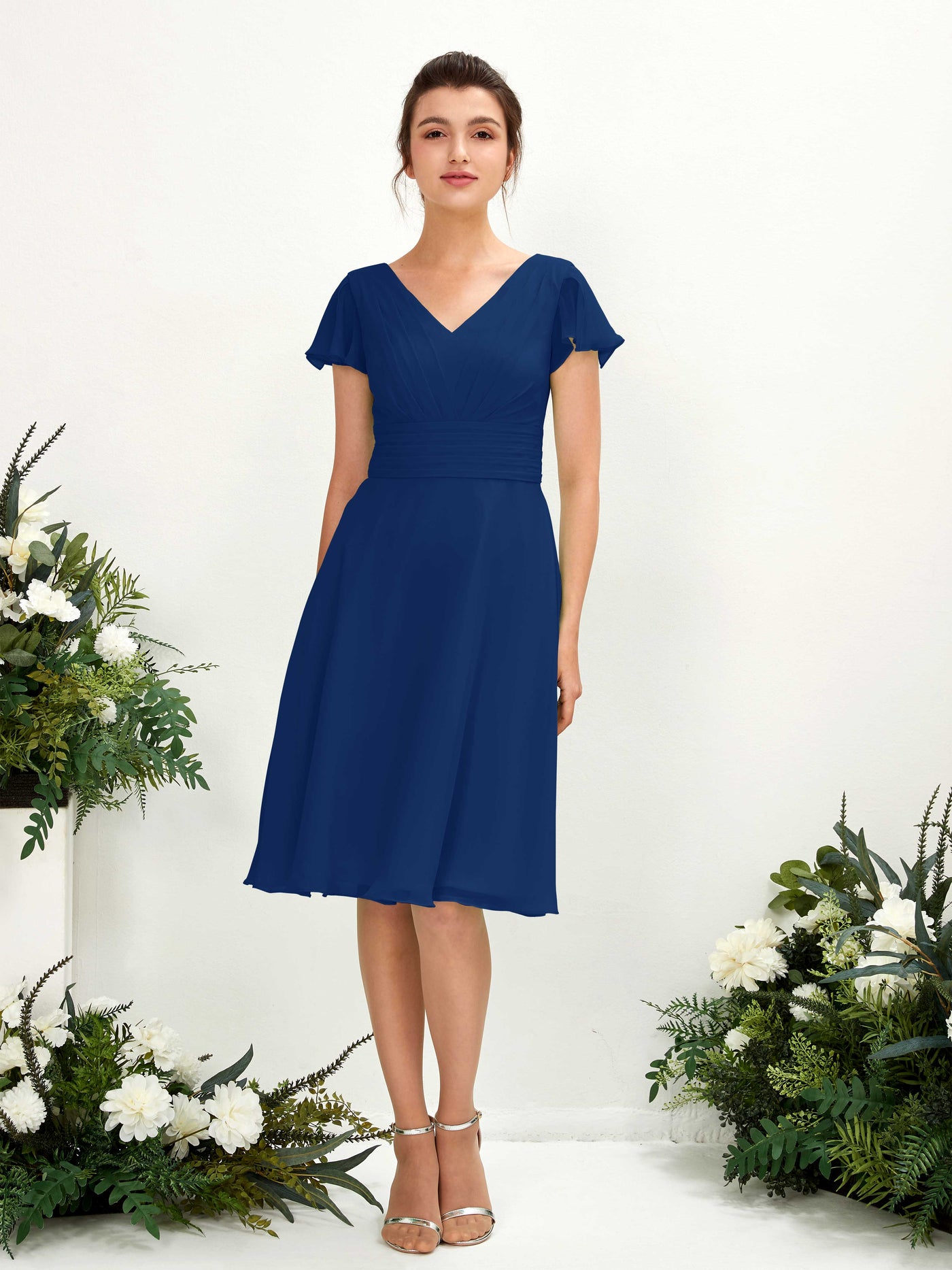 Carlyna Betty A-Line Royal Blue Bridesmaid Dress Knee-Length Short Sleeve V-Neck Dress #color_royal-blue