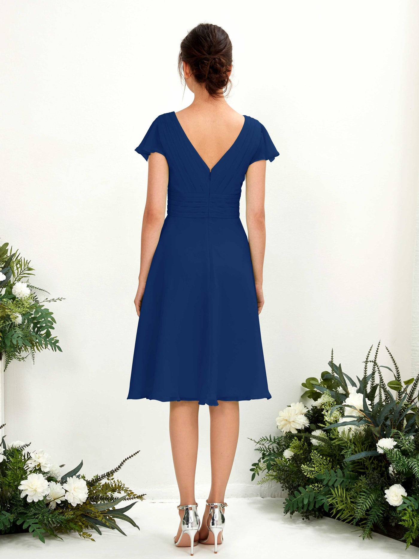 Carlyna Betty A-Line Royal Blue Bridesmaid Dress Knee-Length Short Sleeve V-Neck Dress #color_royal-blue