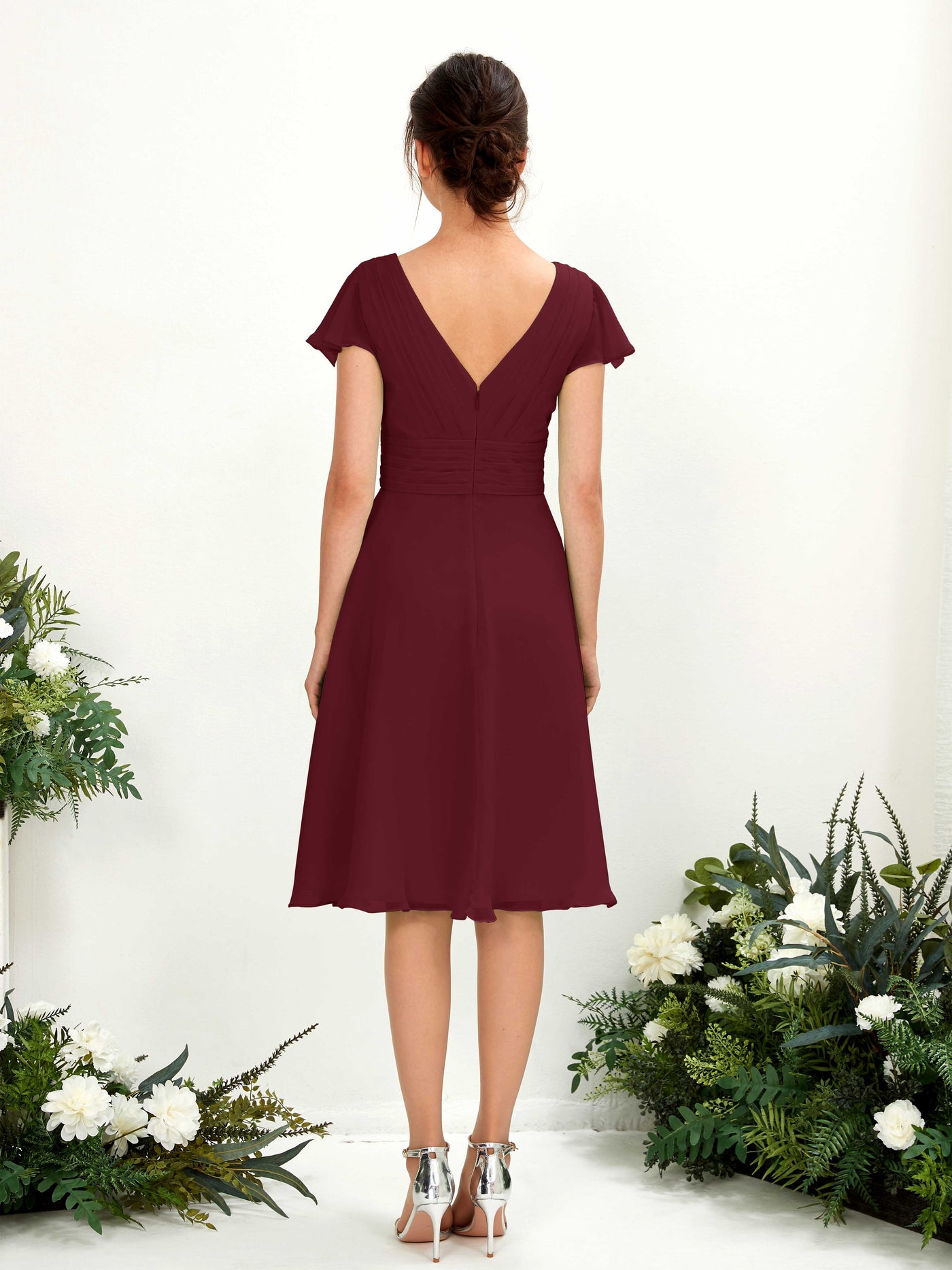 Carlyna Betty A-Line Burgundy Bridesmaid Dress Knee-Length Short Sleeve V-Neck Dress #color_burgundy