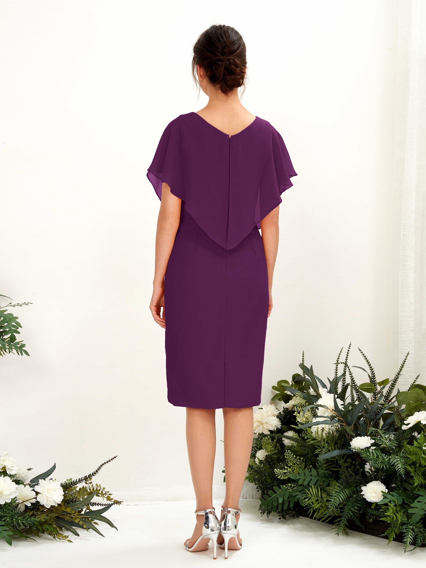 V-neck Short Sleeves Chiffon Bridesmaid Dress - Grape (81222231)#color_grape